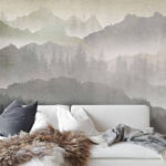 Ταπετσαρίες Πουλιά που πετούν πάνω από μια οροσειρά